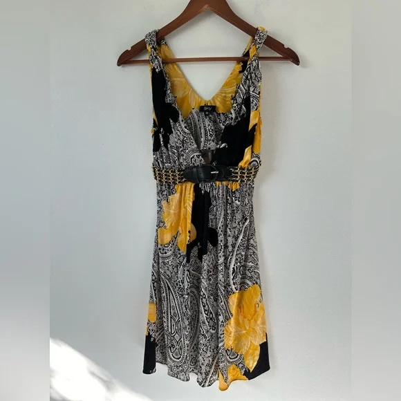 Sky Paisley Silk Sleeveless Dress with V-neckline and Empire Waist Size M - Picture 9 of 15